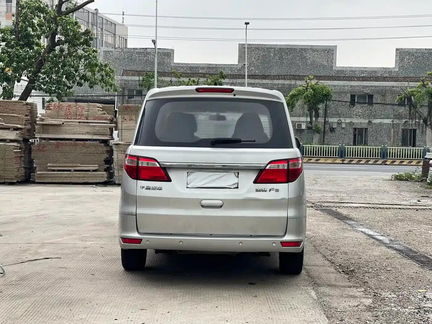 Jinbei F50 2017 1.6L Manual Elite — миниатюра 6