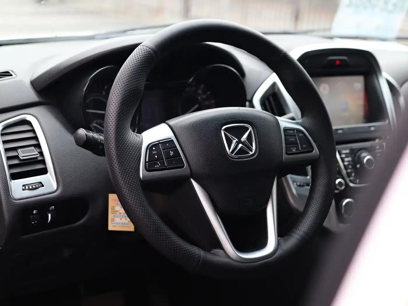 Yusheng S350 2016 2.4T Automatic 2WD Diesel Luxury 5-Seater — миниатюра 17