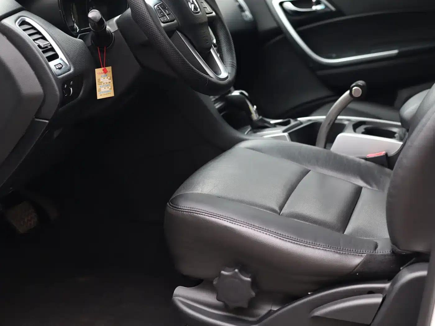 Yusheng S350 2016 2.4T Automatic 2WD Diesel Luxury 5-Seater — миниатюра 19