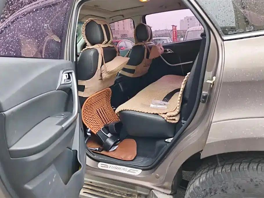 Yusheng S350 2013 2.4T Automatic 2WD Diesel Luxury 5-Seater — миниатюра 11