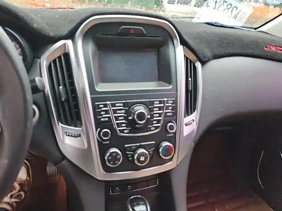 Yusheng S350 2013 2.4T Automatic 2WD Diesel Luxury 5-Seater — миниатюра 13