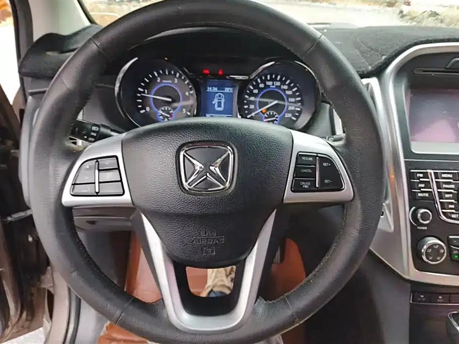 Yusheng S350 2013 2.4T Automatic 2WD Diesel Luxury 5-Seater — миниатюра 15