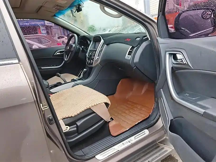 Yusheng S350 2013 2.4T Automatic 2WD Diesel Luxury 5-Seater — миниатюра 8