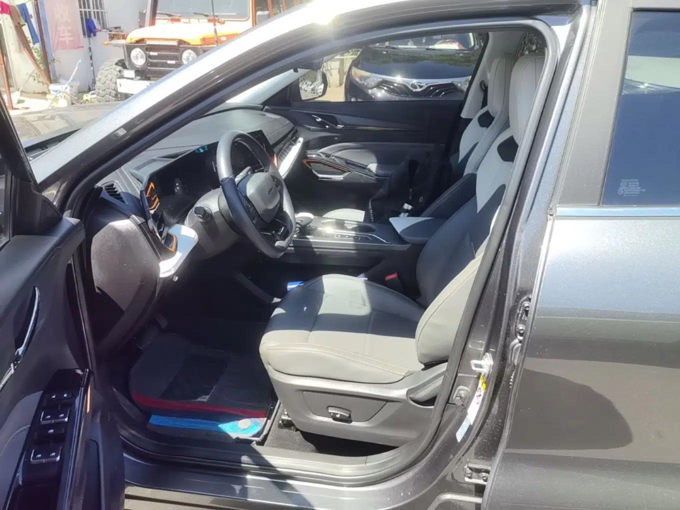 CHANGAN OSHAN X5 PLUS 2023 1.5T DCT Excellence Edition — миниатюра 18