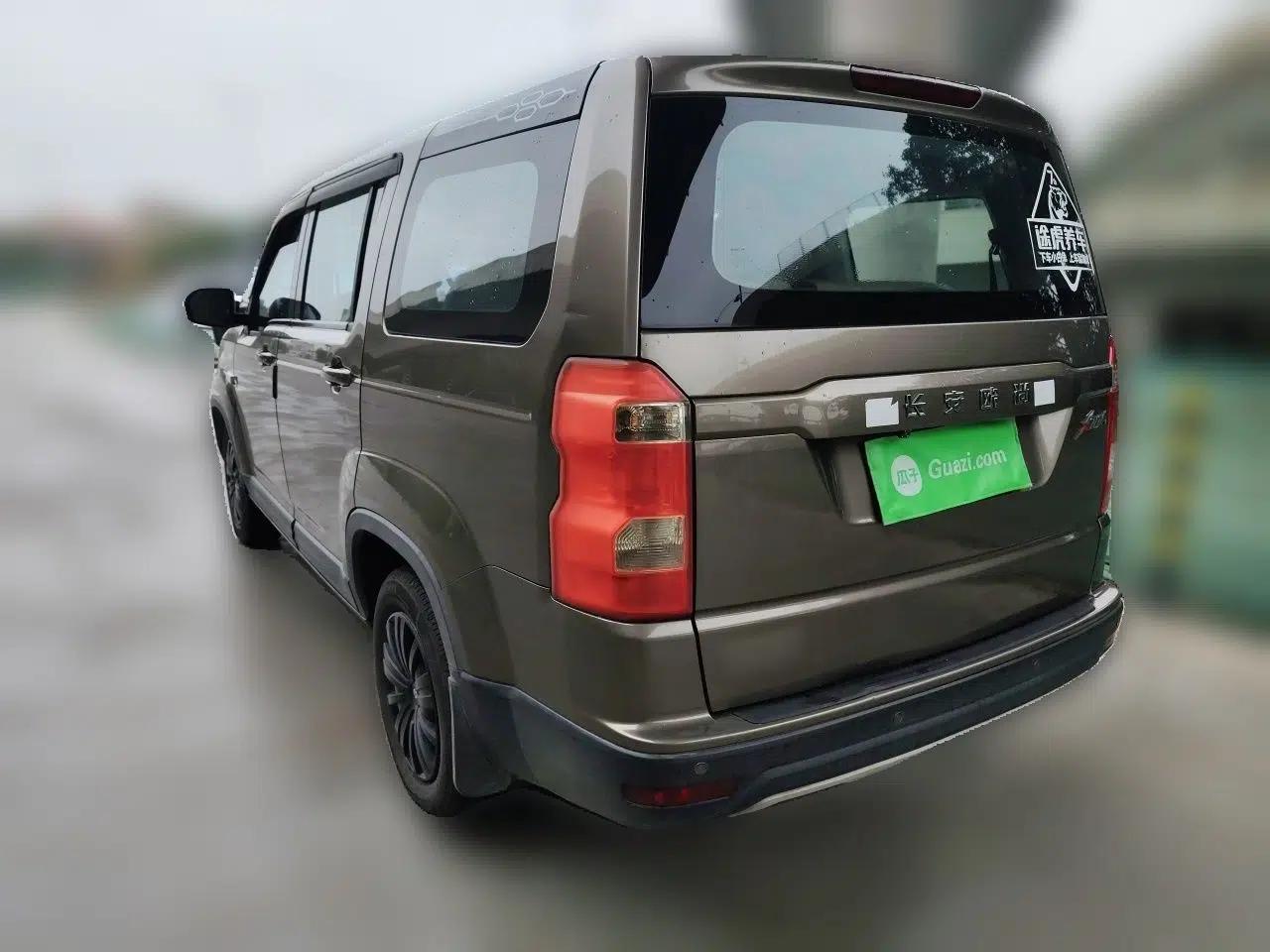 CHANGAN OSHAN X70A 2018 1.5L Manual Standard Edition — миниатюра 4