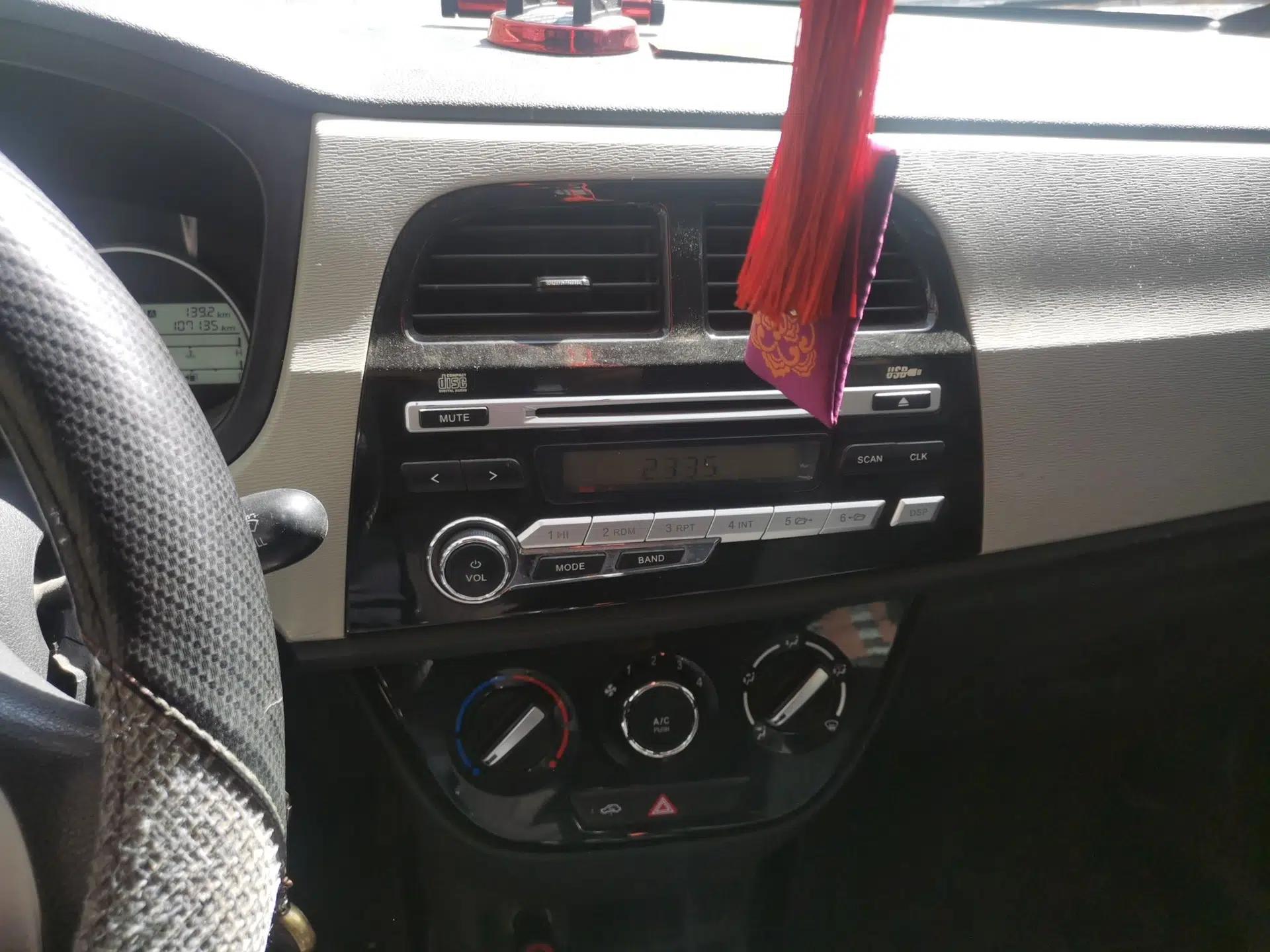 CHANGAN OSHAN Olisway 2013 1.2L Manual Comfort Model — миниатюра 14