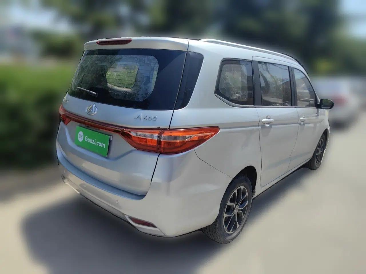 CHANGAN KAICHENG Oushang A600 2018 1.5L Manual Luxury Model — миниатюра 6