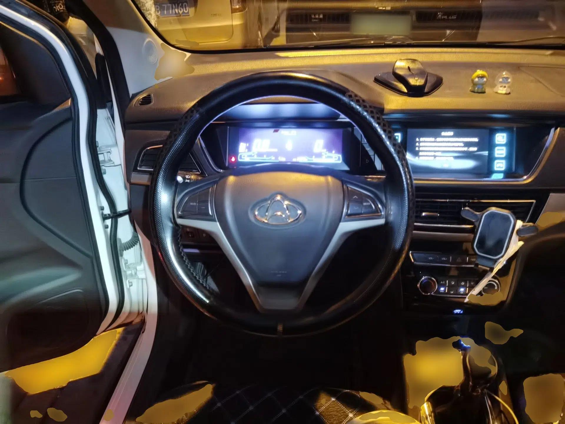 CHANGAN KAICHENG Oushang A600 2017 1.5L Manual Luxury Model — миниатюра 11