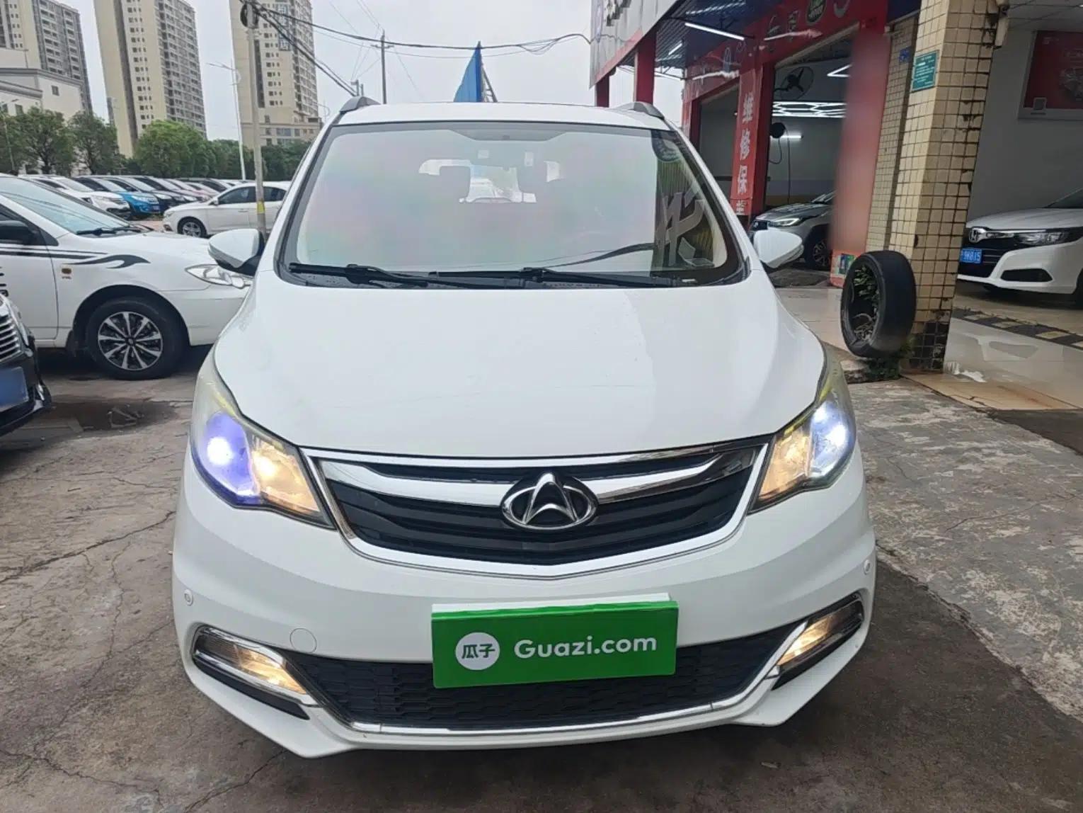 CHANGAN KAICHENG Oushang A600 2016 1.5L Manual Luxury 7-Seater — миниатюра 2
