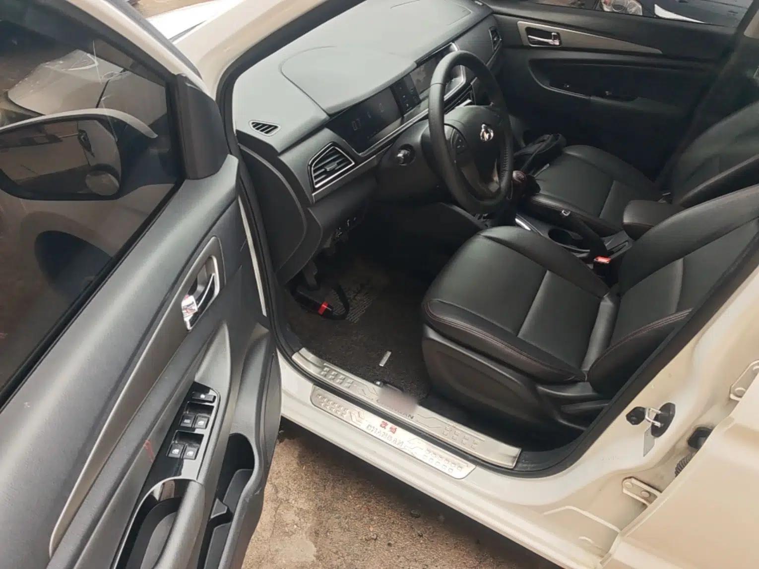 CHANGAN KAICHENG Oushang A600 2016 1.5L Manual Luxury 7-Seater — миниатюра 19