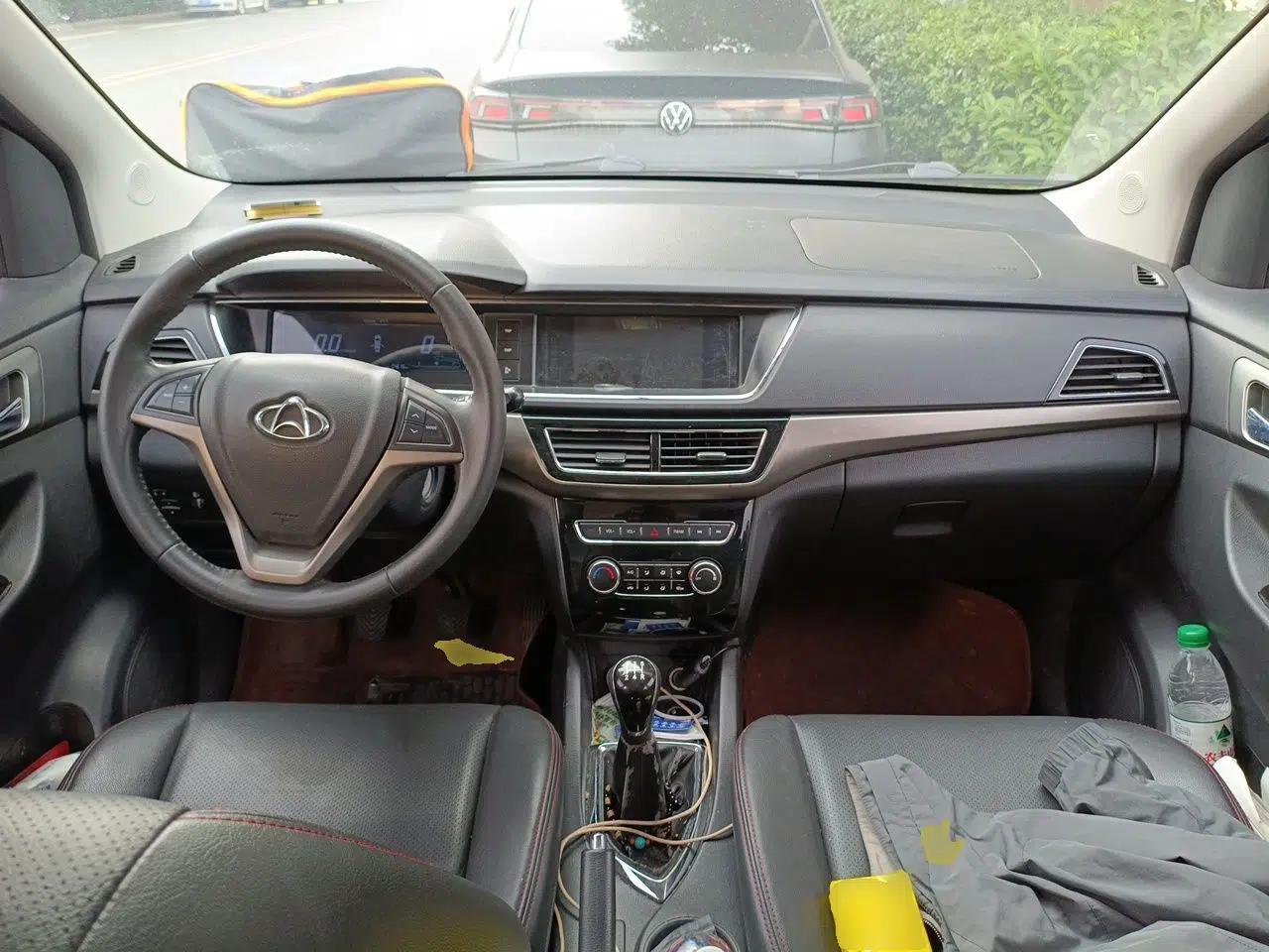 CHANGAN KAICHENG Oushang A600 2016 1.5L Manual Luxury 7-Seater — миниатюра 10