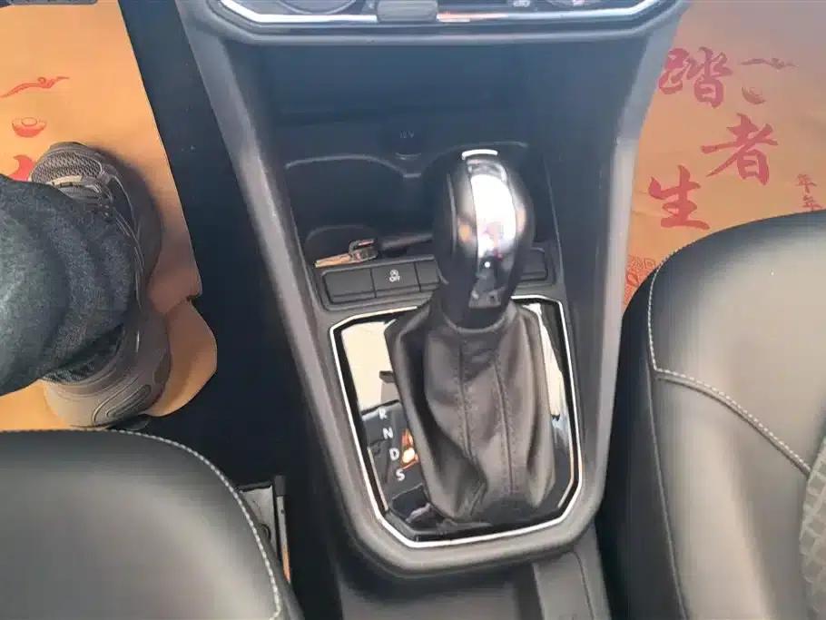 Jetta VA3 2019 1.5L Automatic Enjoy Edition — миниатюра 16