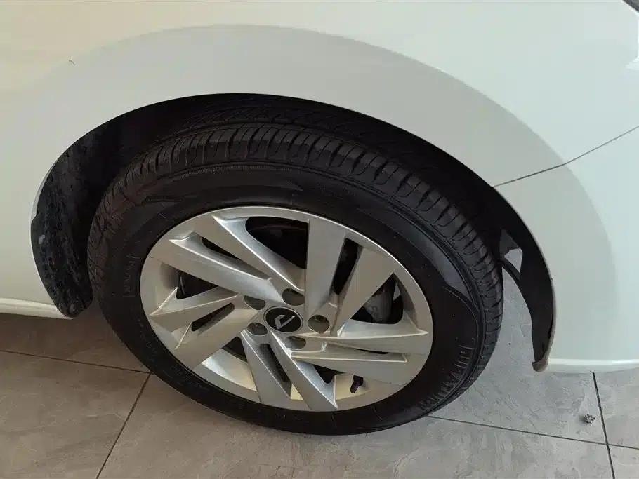 Jetta VA3 2019 1.5L Automatic Enjoy Edition — миниатюра 6