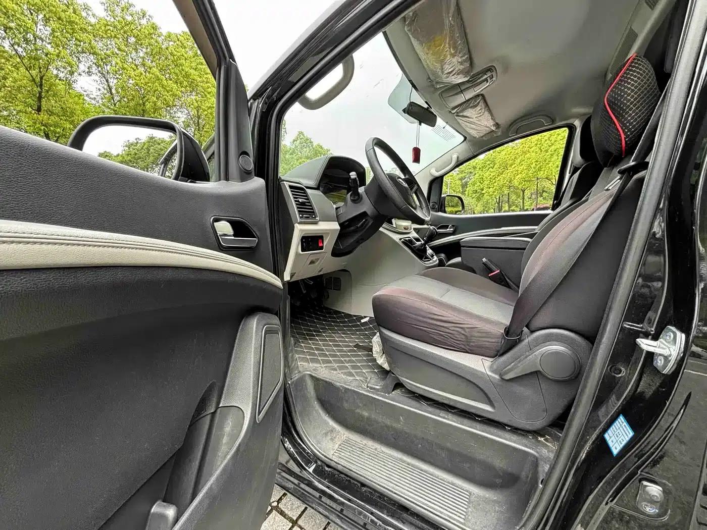 Refine M4 2022 2.0CTI Diesel Manual Sporty Edition — миниатюра 4