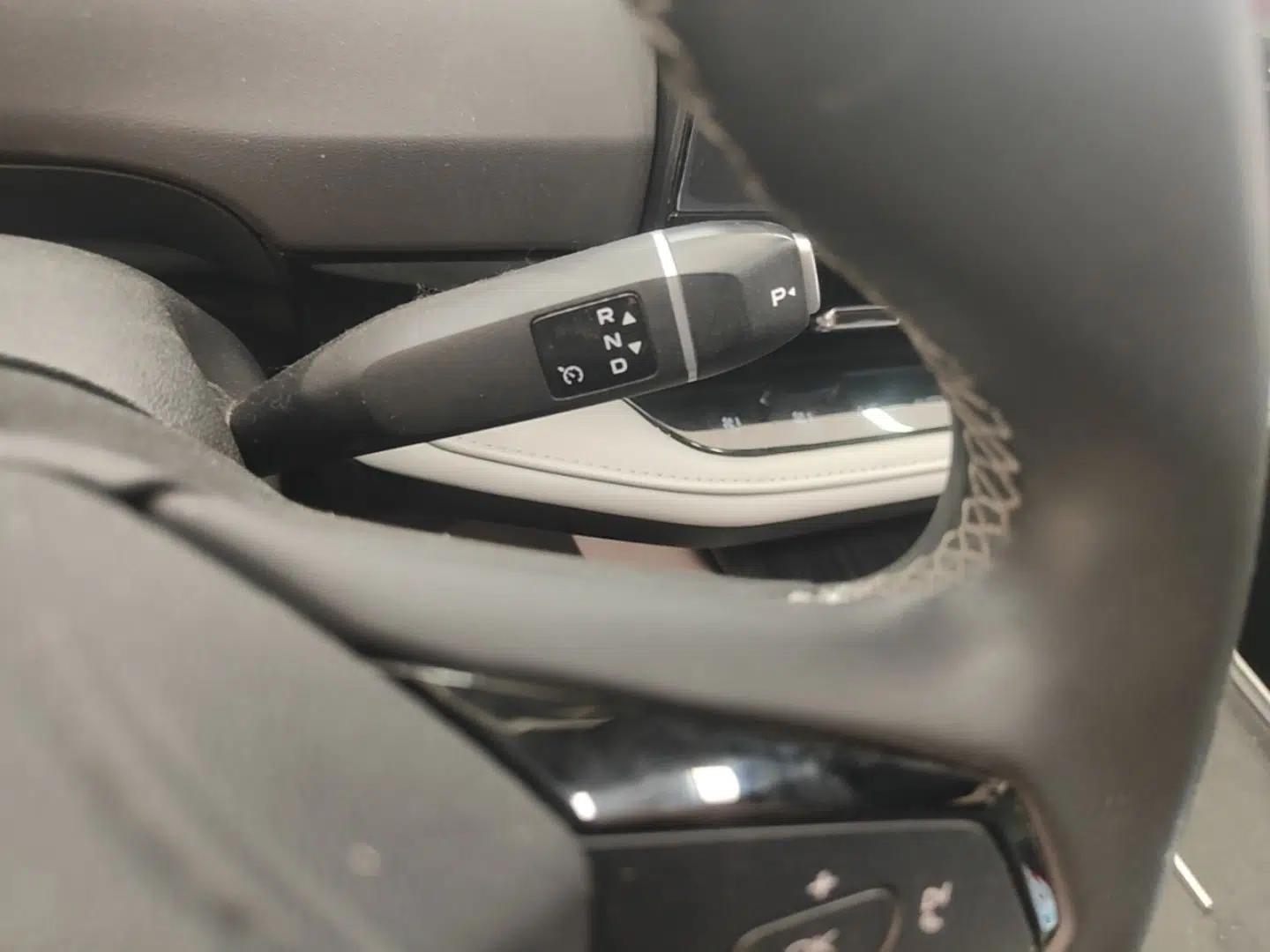 CHANGAN NEVO Q05 2025 Truly Delicious Version 125 Leading-Edge Edition — миниатюра 17