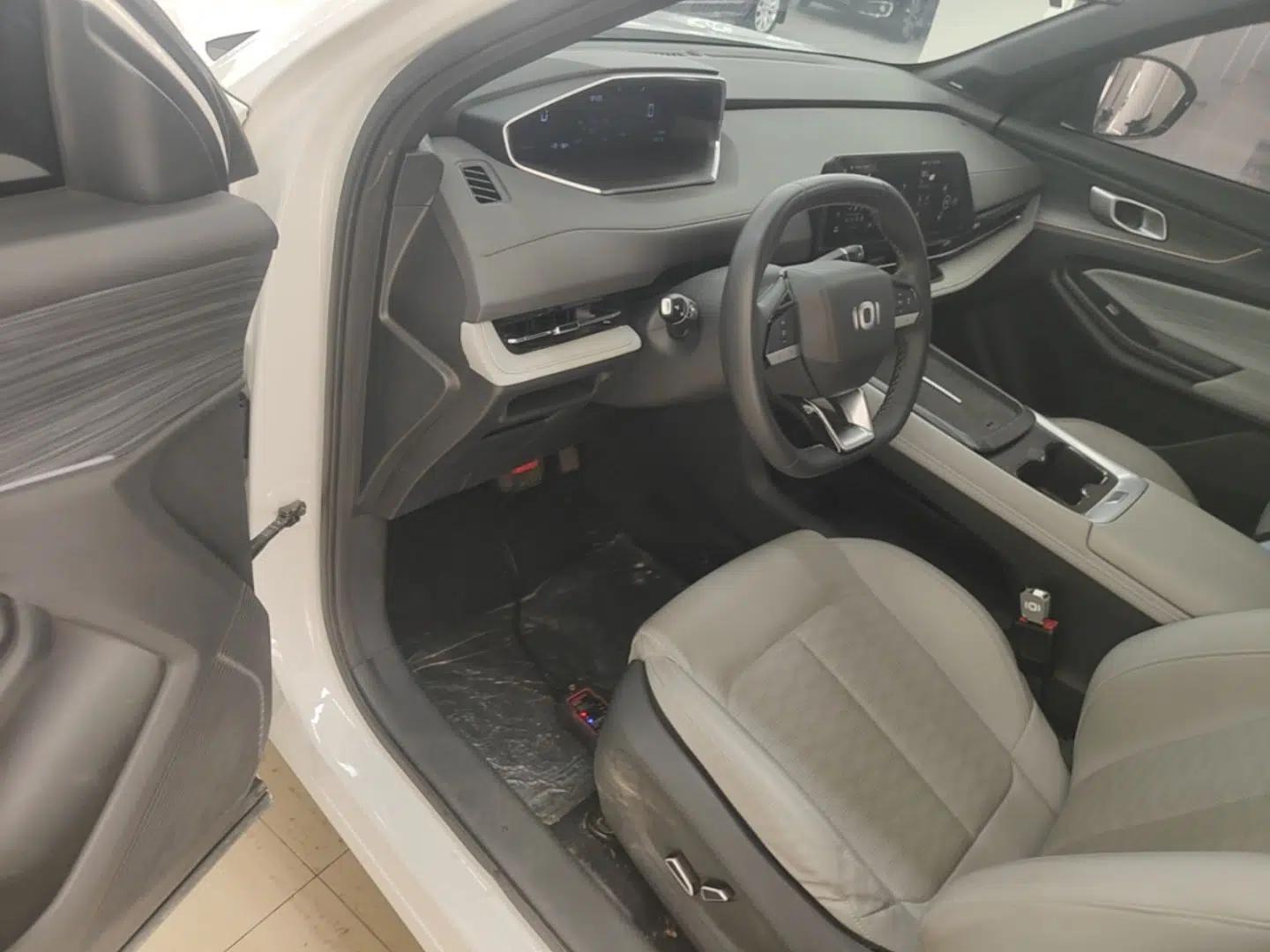 CHANGAN NEVO Q05 2025 Truly Delicious Version 125 Leading-Edge Edition — миниатюра 19