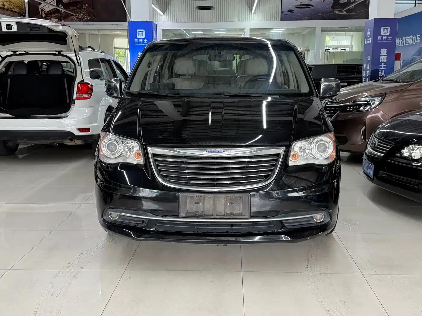 2014 Imported Grand Voyager 3.6L Comfort Edition — миниатюра 2
