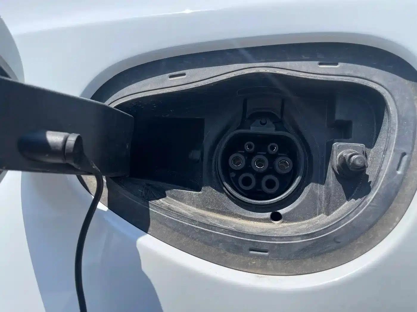 2019 Imported Grand Voyager PHEV 3.6L Plug-in Hybrid — миниатюра 10