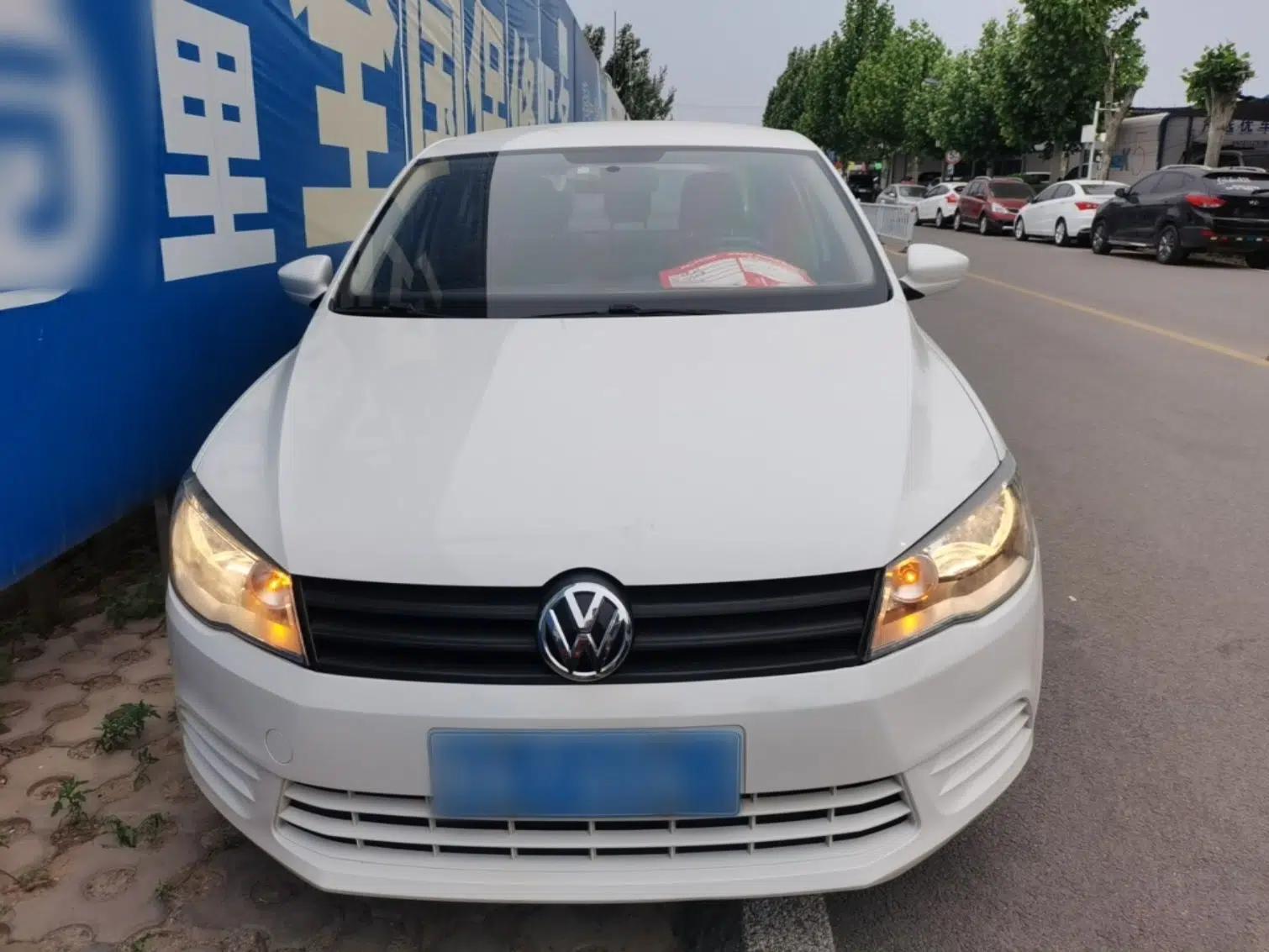 Volkswagen Jetta 2015 1.6L Automatic Fashion Model — миниатюра 2