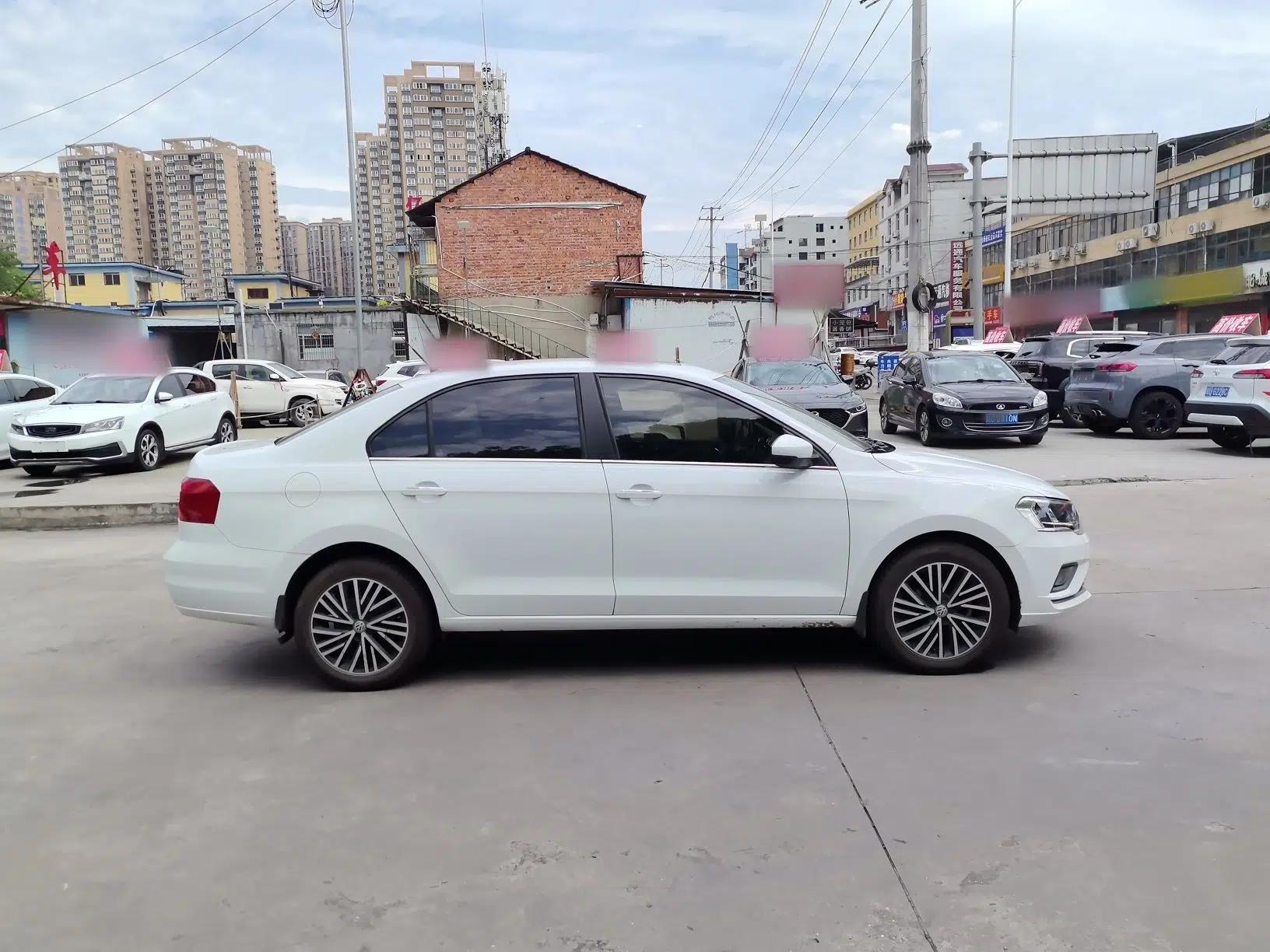 Volkswagen Jetta 2019 Dream Edition 1.4L Manual Comfort Version — миниатюра 4