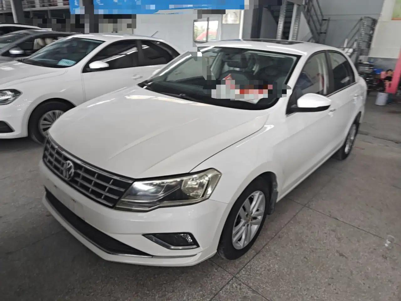 Volkswagen Jetta 2017 1.5L Automatic Comfort Model — миниатюра 1