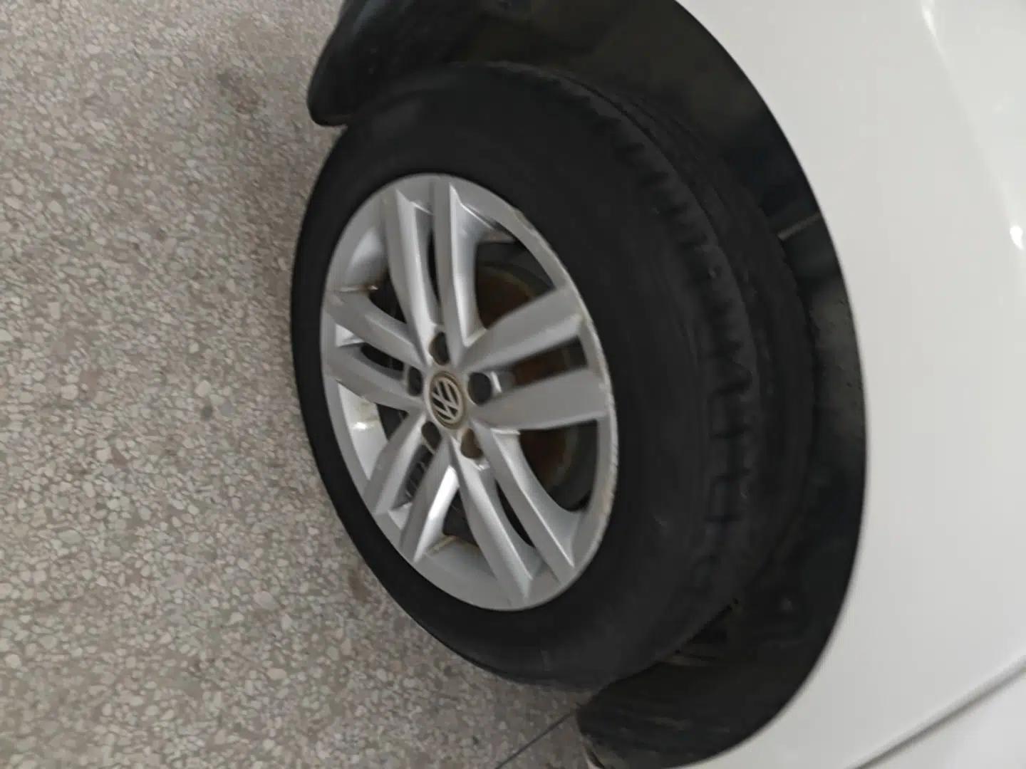 Volkswagen Jetta 2017 1.5L Automatic Comfort Model — миниатюра 10
