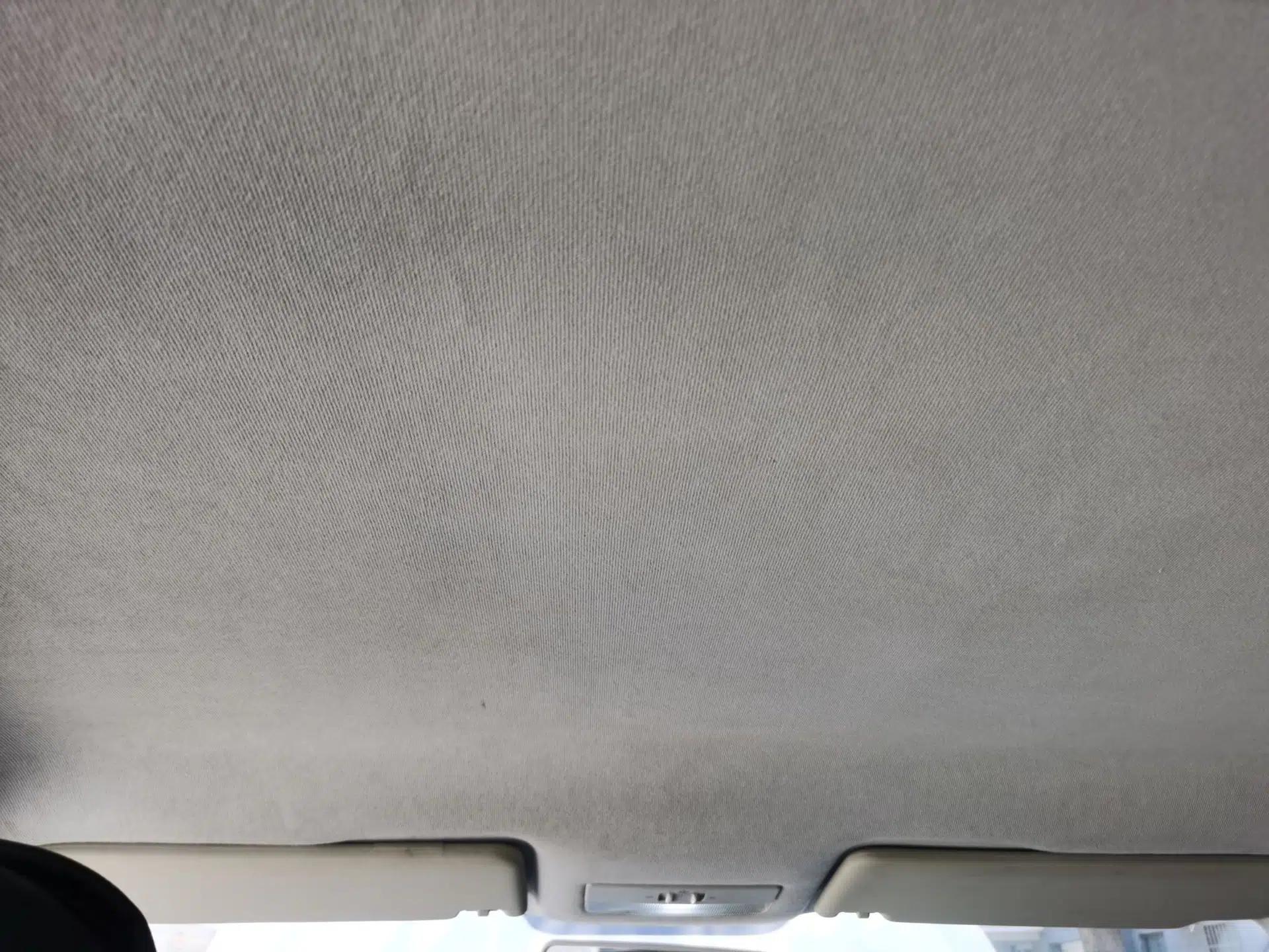 Volkswagen Jetta 2013 1.6L Manual Fashion Edition — миниатюра 19