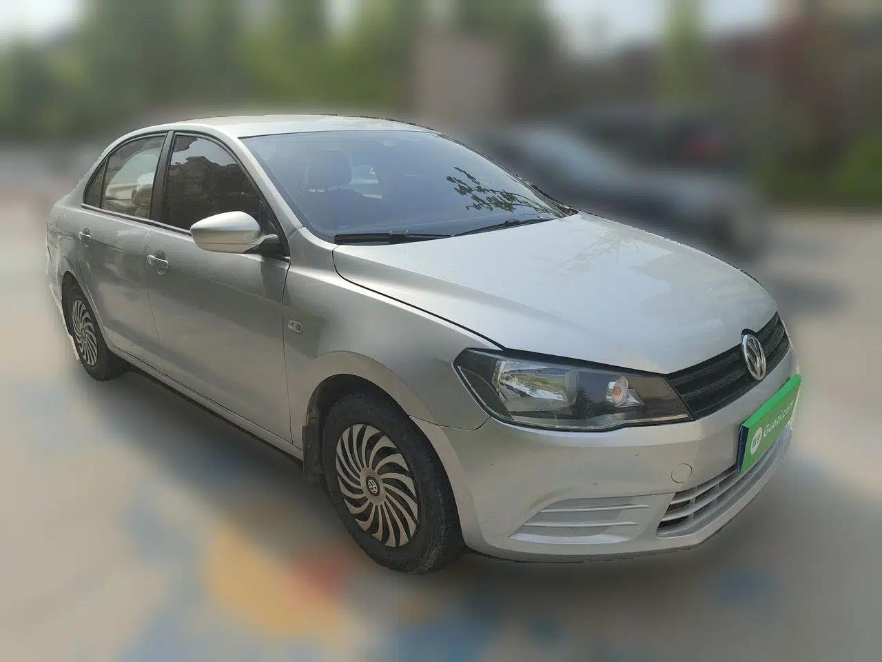 Volkswagen Jetta 2015 Zhuihui Edition 1.4L Manual Fashion Model — миниатюра 3