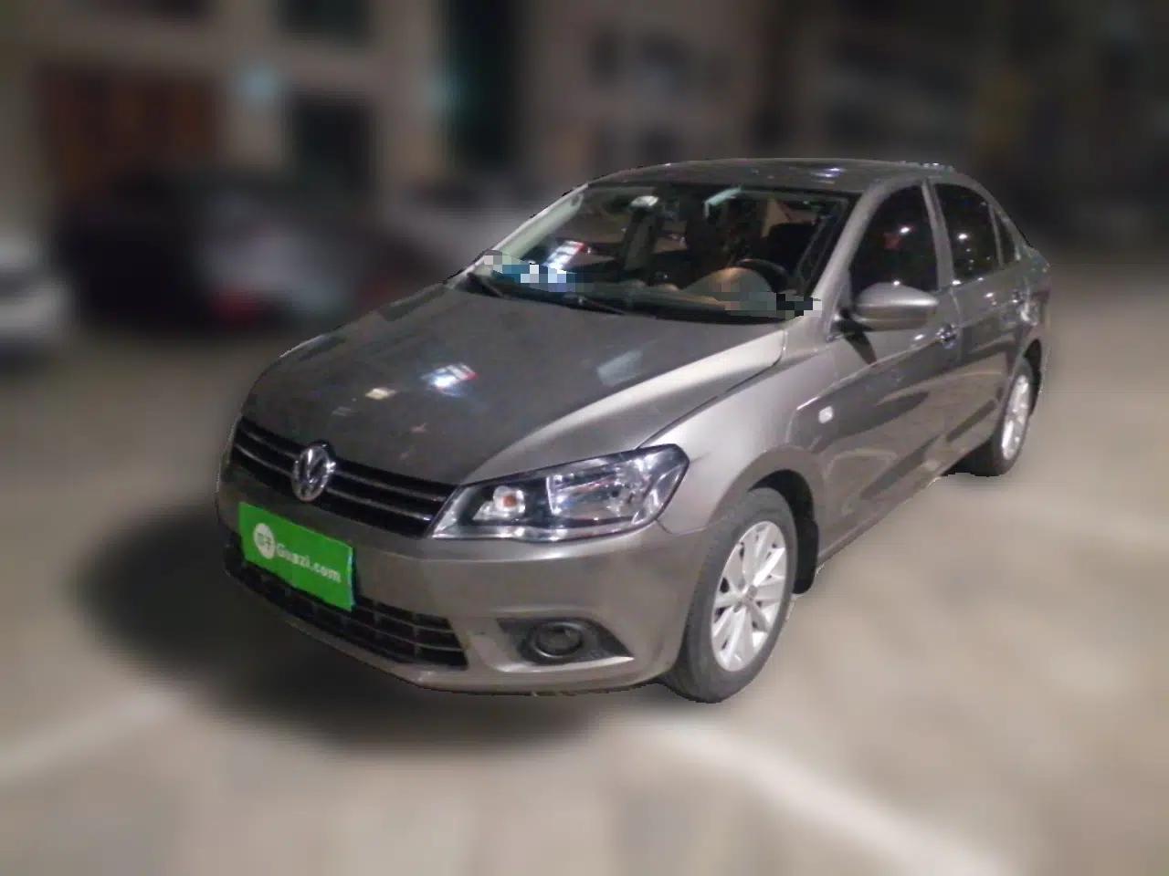 Volkswagen Jetta 2013 1.6L Automatic Comfort Model — миниатюра 1