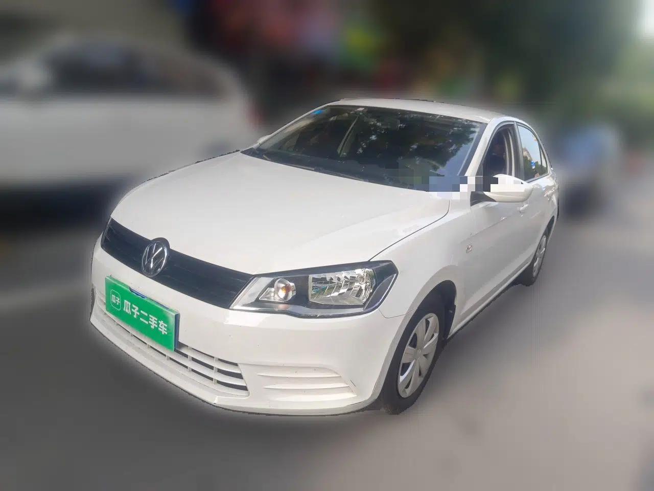 Volkswagen Jetta 2015 Zhuihui Edition 1.4L Manual Fashion Model — миниатюра 1