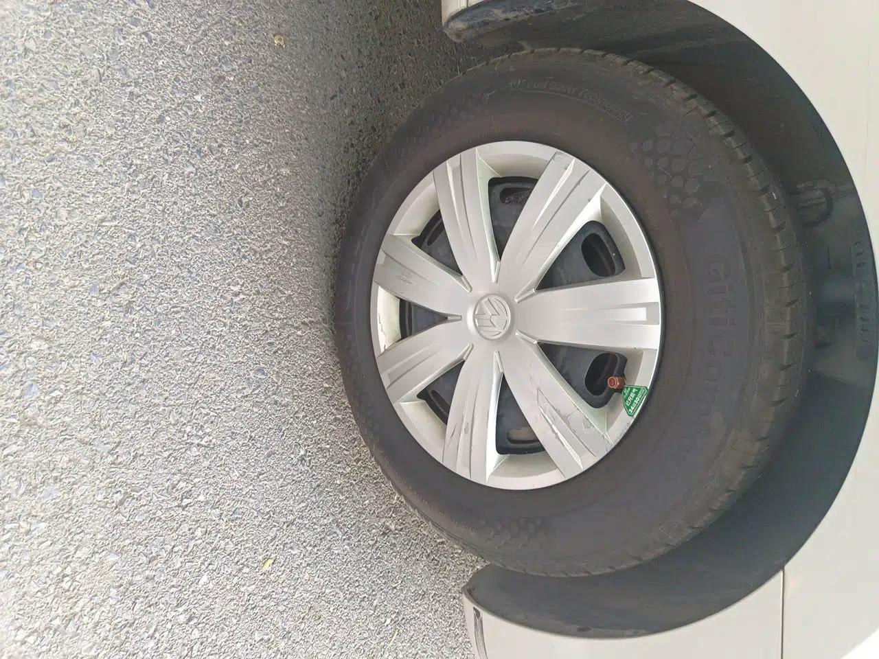 Volkswagen Jetta 2015 Zhuihui Edition 1.4L Manual Fashion Model — миниатюра 8