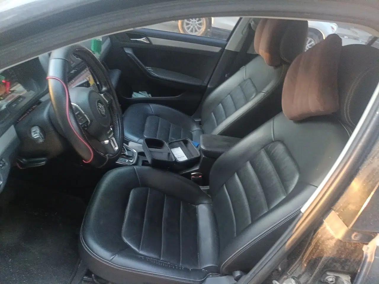 Volkswagen Jetta 2013 1.6L Automatic Luxury Model — миниатюра 16