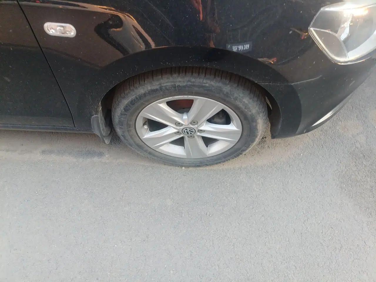 Volkswagen Jetta 2013 1.6L Automatic Luxury Model — миниатюра 8