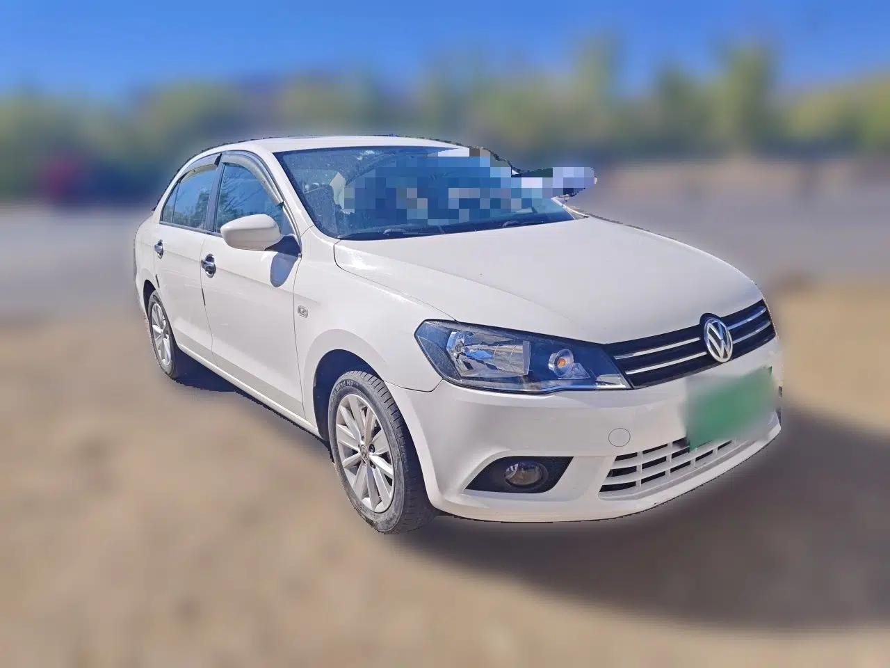 Volkswagen Jetta 2015 Value Edition 1.6L Automatic Comfort Version — миниатюра 3