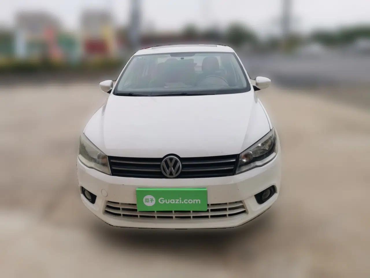 Volkswagen Jetta 2015 Value Edition 1.6L Automatic Comfort Version — миниатюра 2