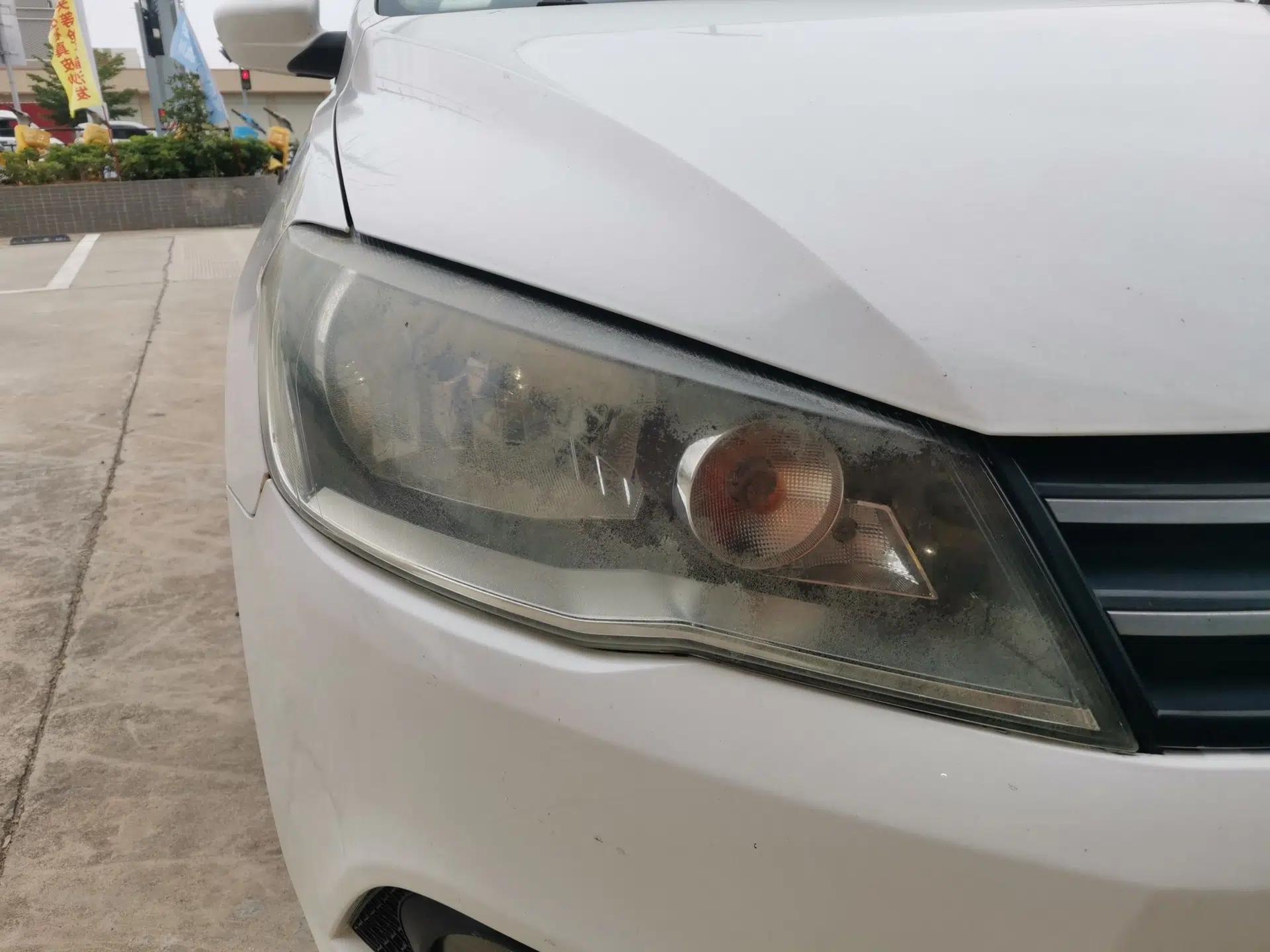 Volkswagen Jetta 2015 Value Edition 1.6L Automatic Comfort Version — миниатюра 7