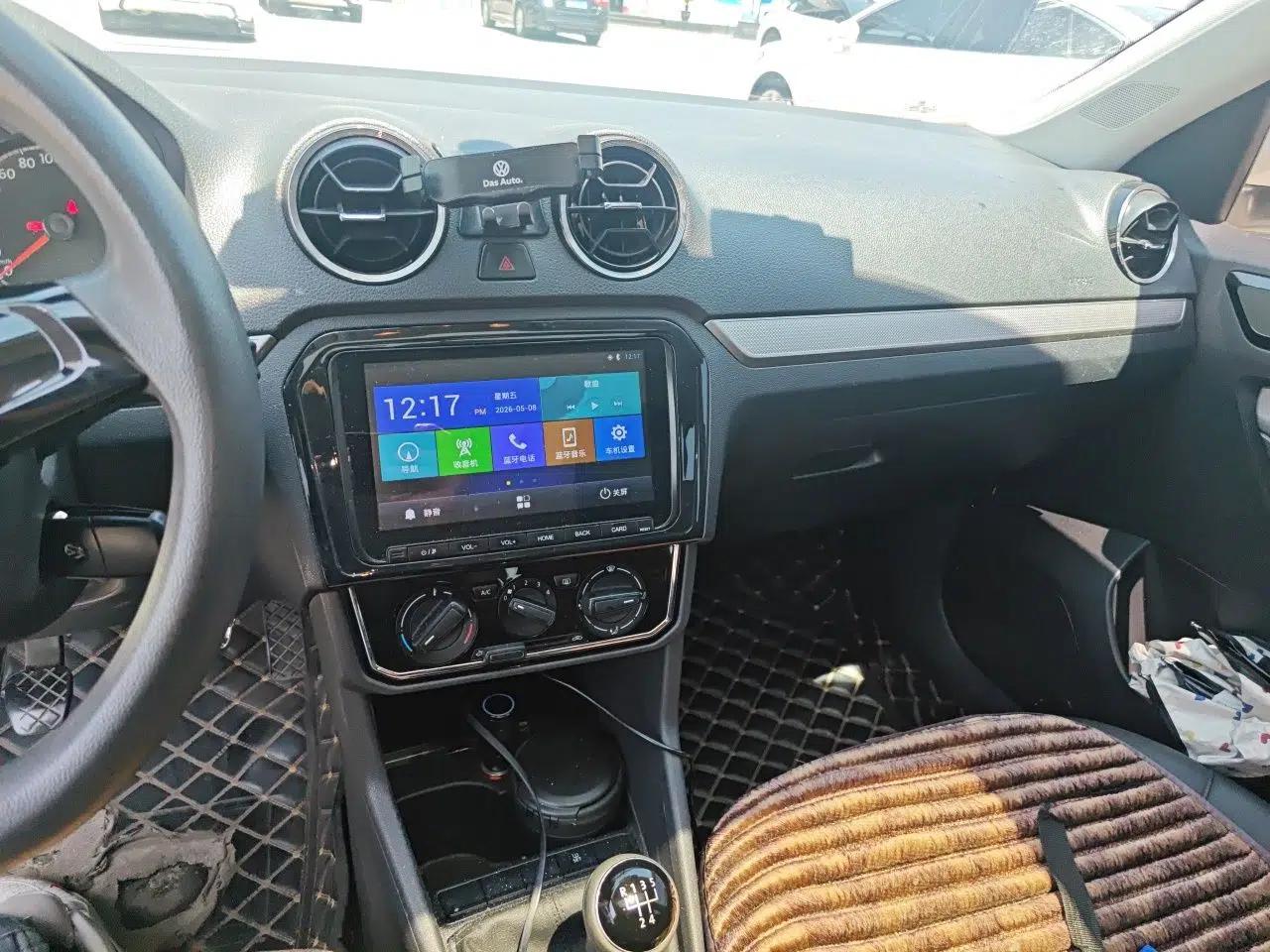 Volkswagen Jetta 2017 1.5L Manual Comfort Model — миниатюра 14