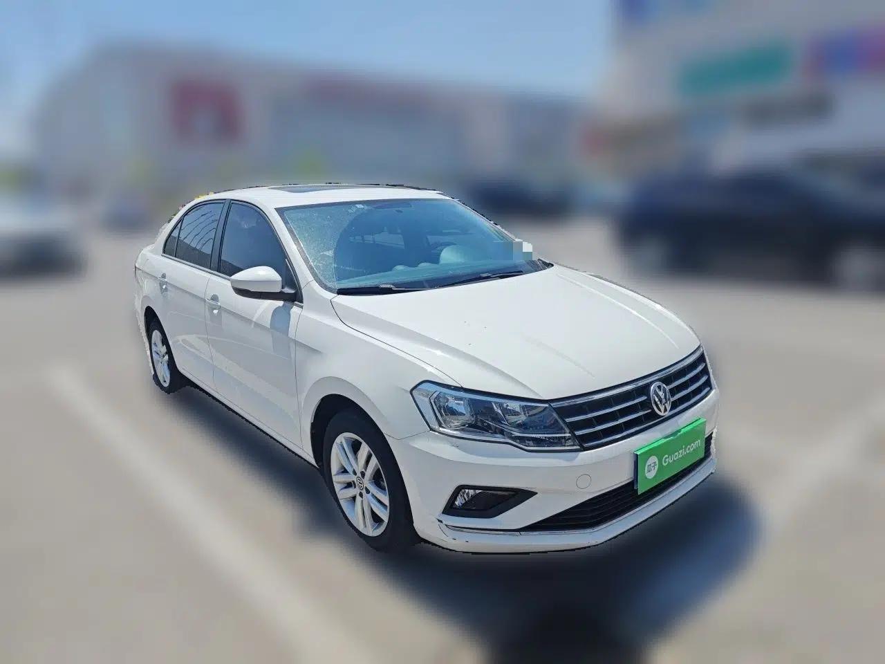 Volkswagen Jetta 2017 1.5L Manual Comfort Model — миниатюра 3