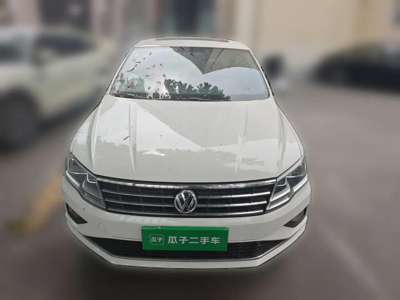 Volkswagen Jetta 2017 1.5L Automatic Comfort Model — миниатюра 2
