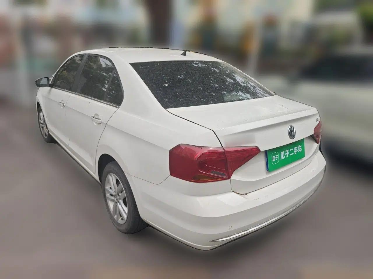 Volkswagen Jetta 2017 1.5L Automatic Comfort Model — миниатюра 4