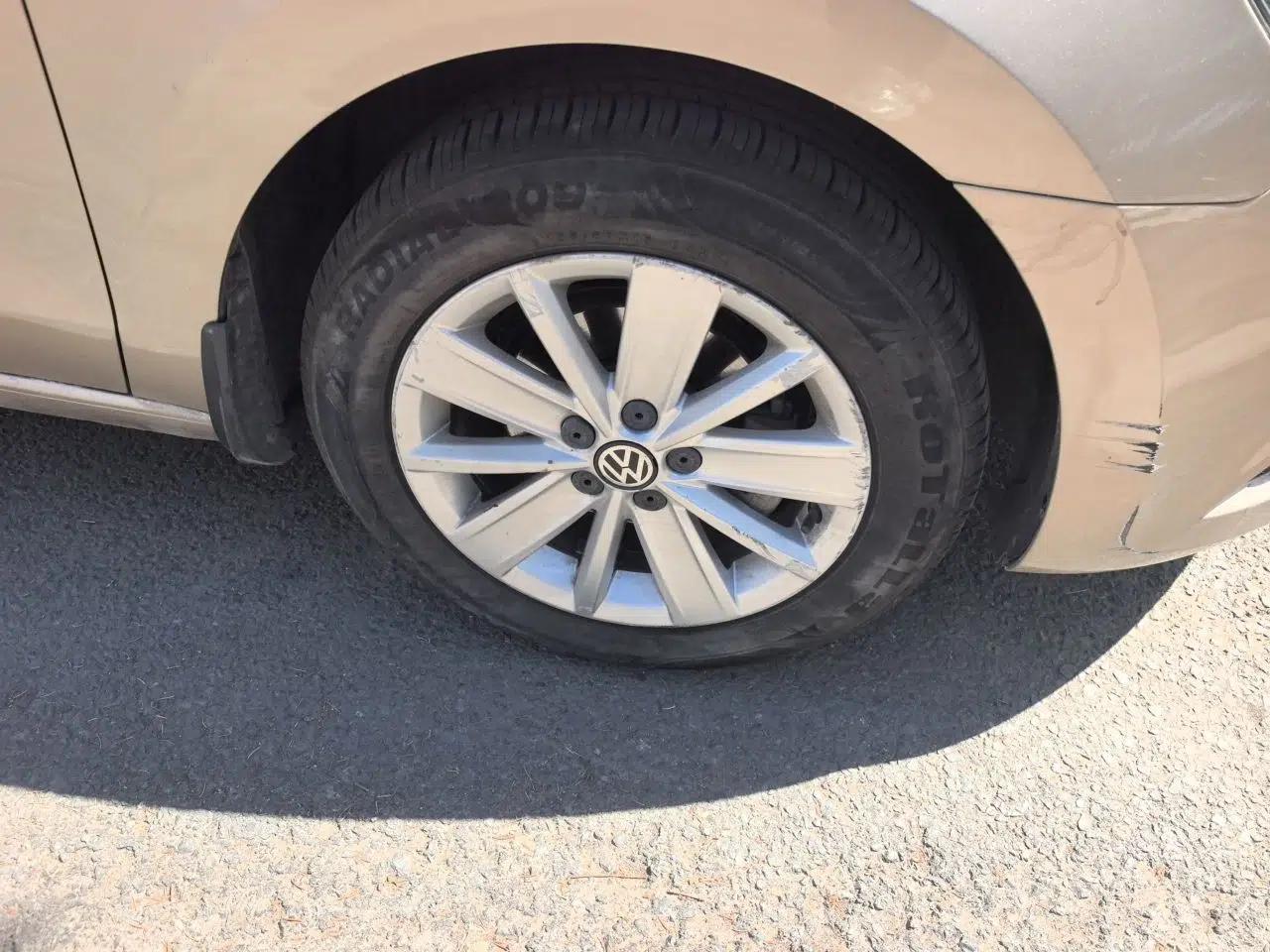 Volkswagen Jetta 2015 Zhuihui Edition 1.6L Manual Comfort Model — миниатюра 8
