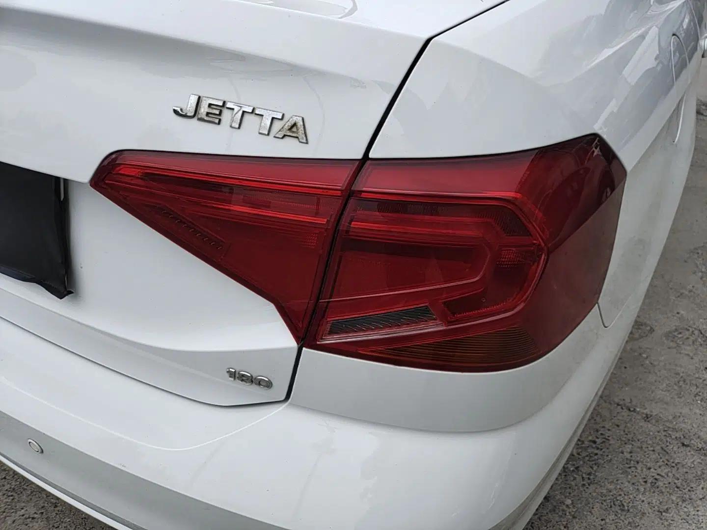 Volkswagen Jetta 2017 1.5L Automatic Fashion Model — миниатюра 7