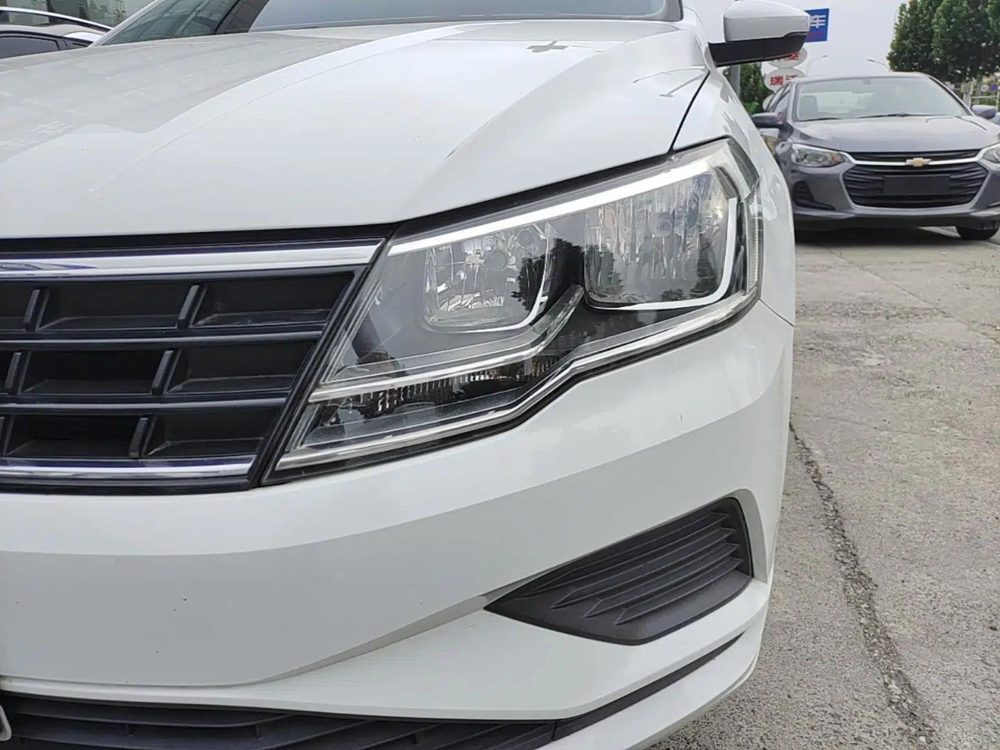 Volkswagen Jetta 2017 1.5L Automatic Fashion Model — миниатюра 9