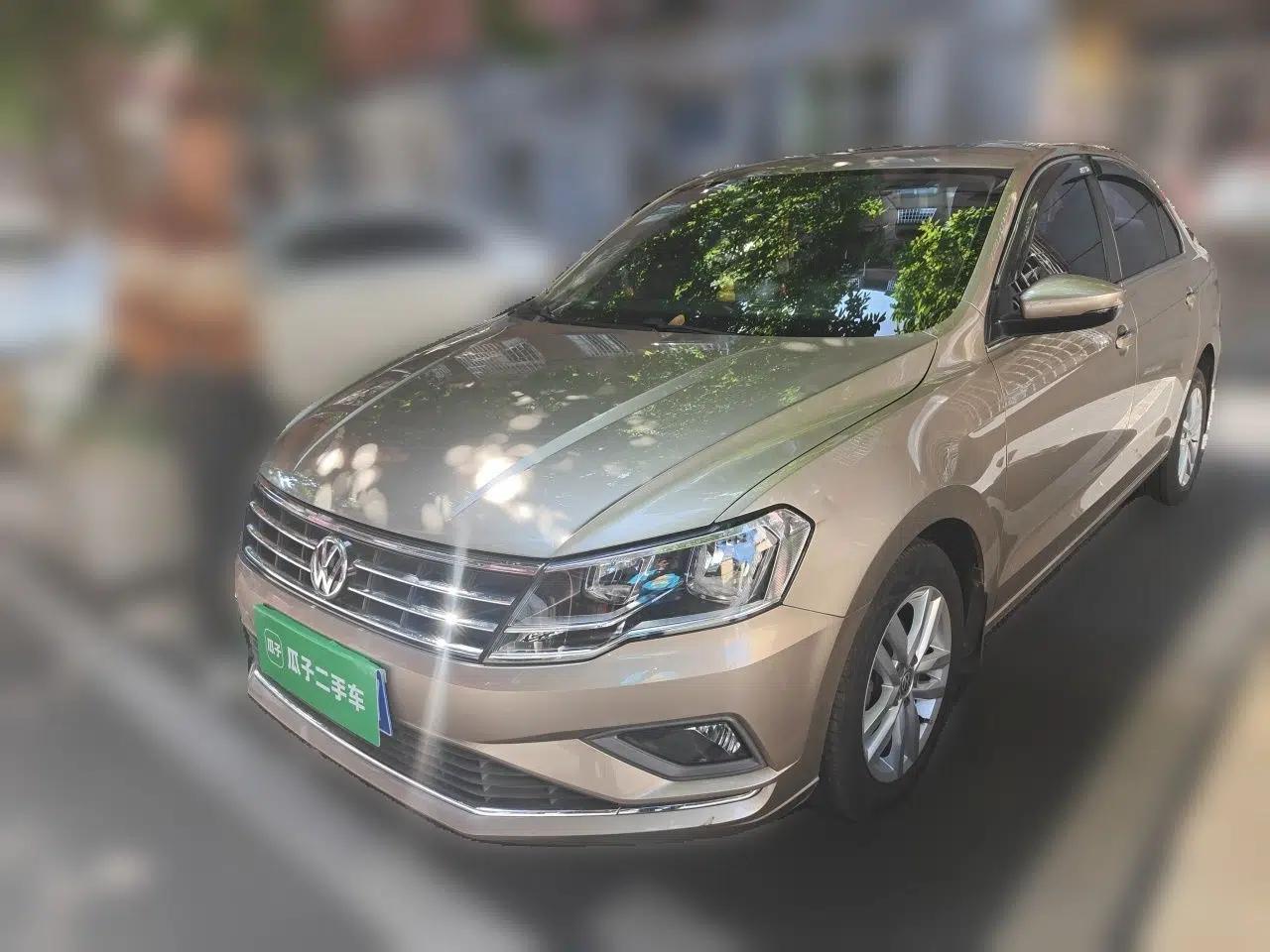 Volkswagen Jetta 2017 1.5L Manual Comfort Model — миниатюра 1
