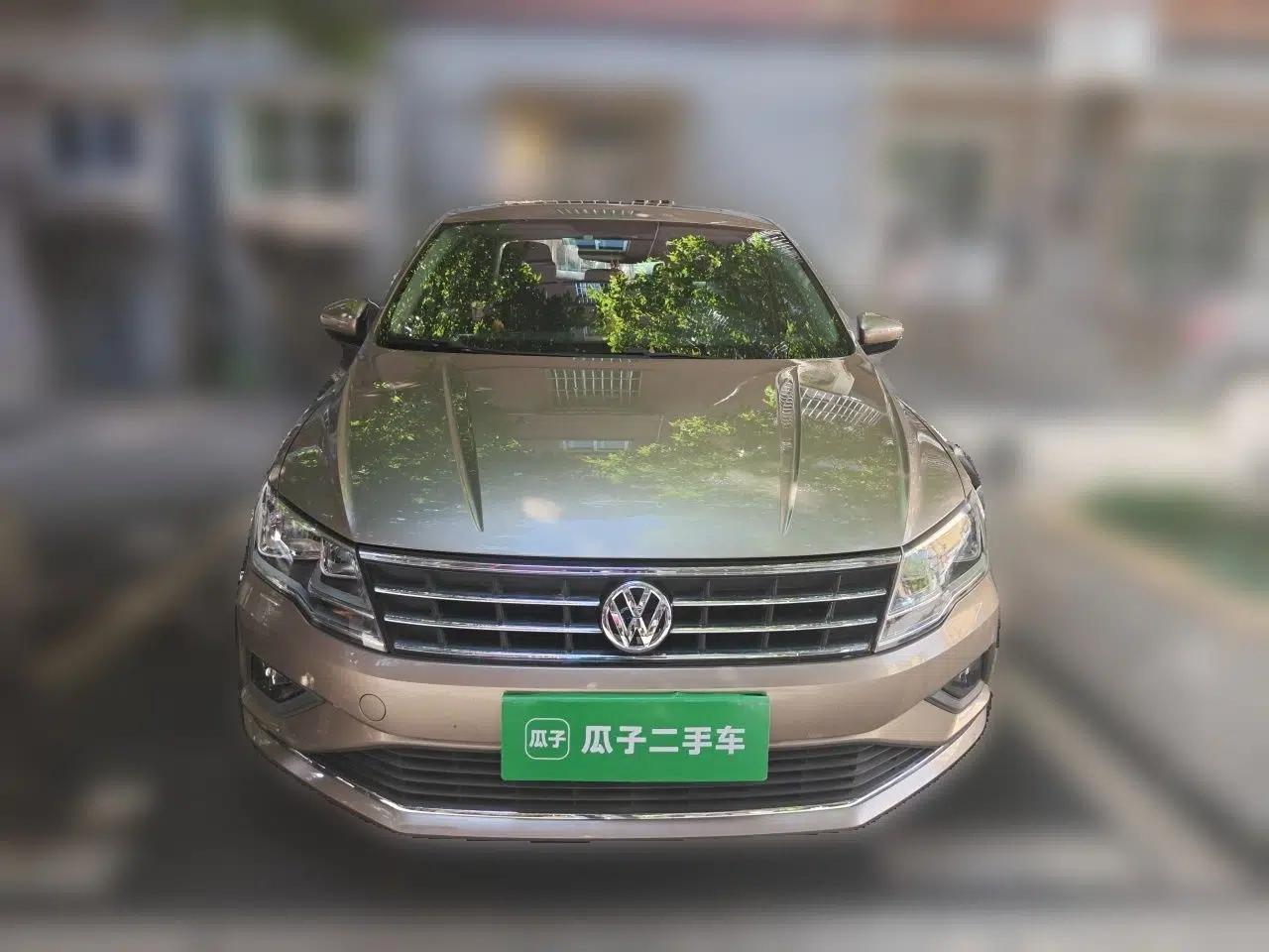 Volkswagen Jetta 2017 1.5L Manual Comfort Model — миниатюра 2