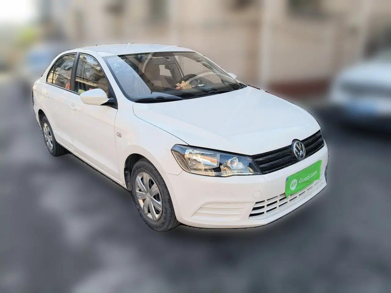 Volkswagen Jetta 2015 Value Edition 1.6L Automatic Fashion Version — миниатюра 3