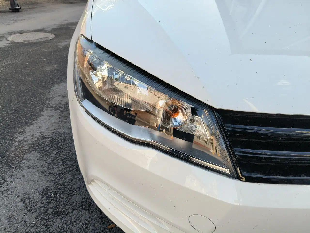 Volkswagen Jetta 2015 Value Edition 1.6L Automatic Fashion Version — миниатюра 7