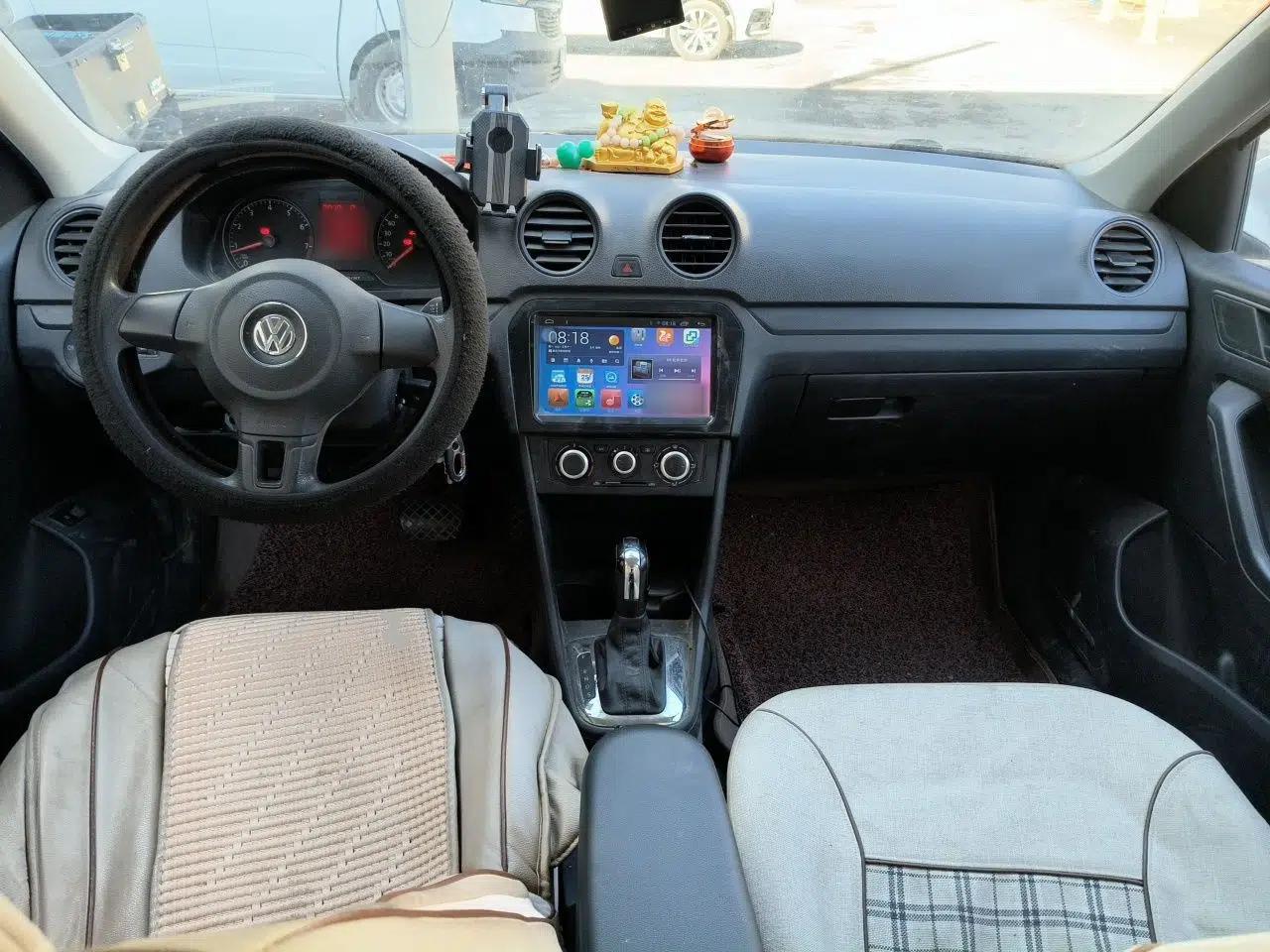 Volkswagen Jetta 2015 Value Edition 1.6L Automatic Fashion Version — миниатюра 10