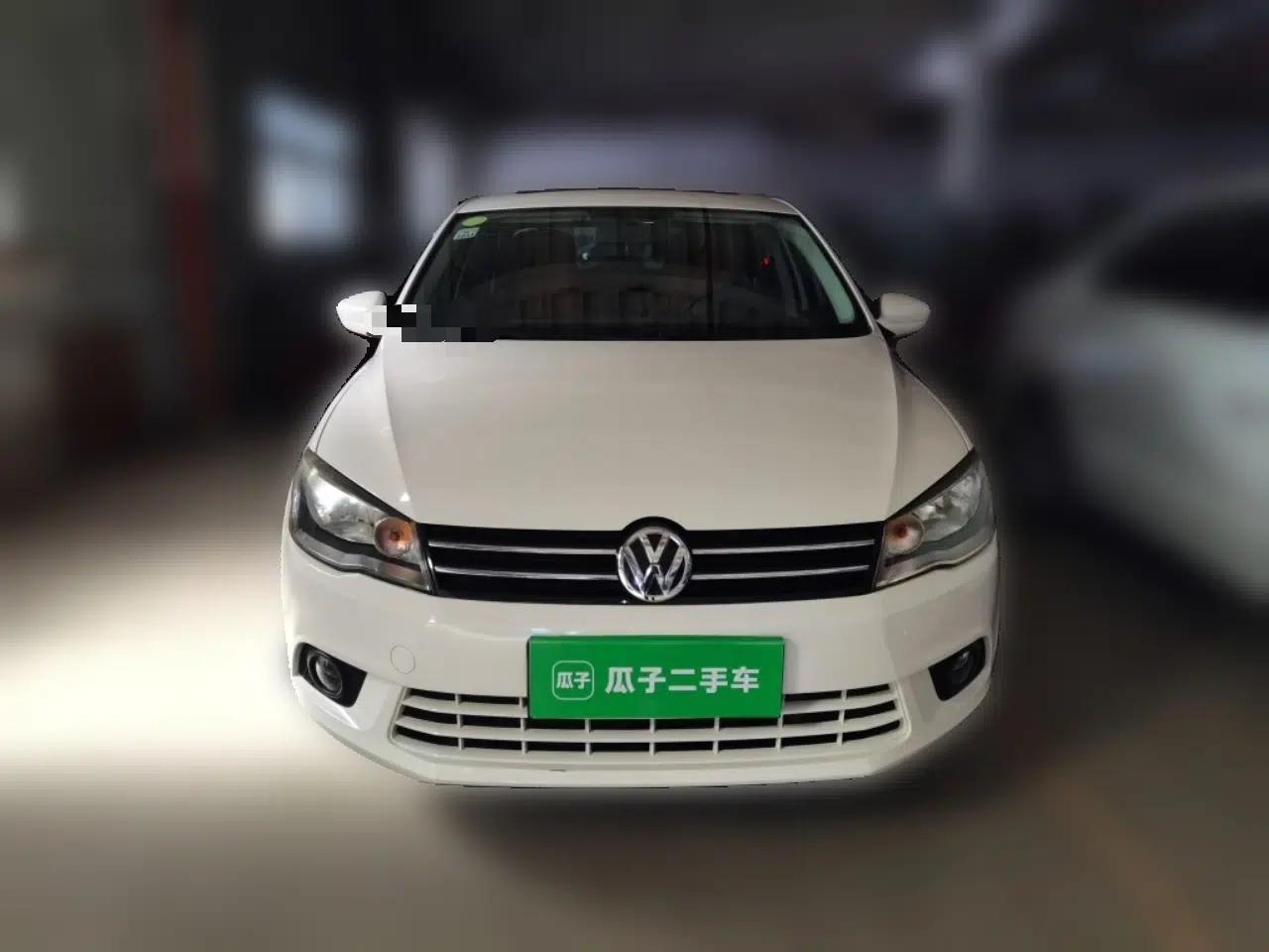 Volkswagen Jetta 2015 1.6L Manual Comfort Model — миниатюра 2