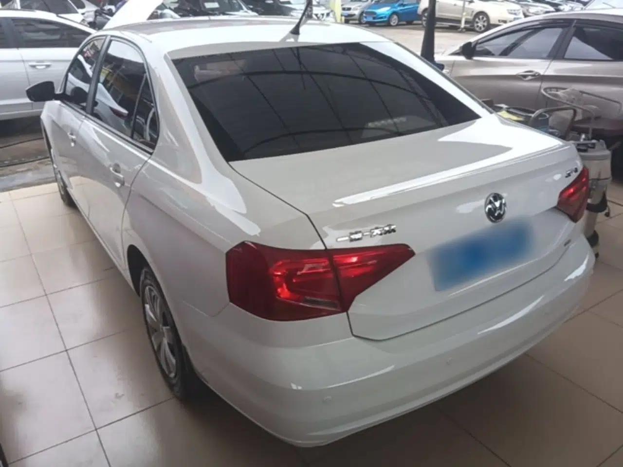 Volkswagen Jetta 2017 1.5L Automatic Fashion Model — миниатюра 4